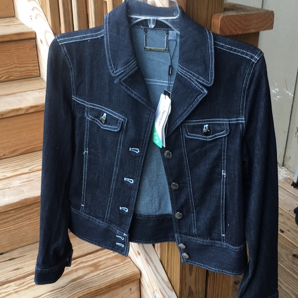 Tahari Jackets & Blazers - 🖤Tahari Denim Jacket 🖤